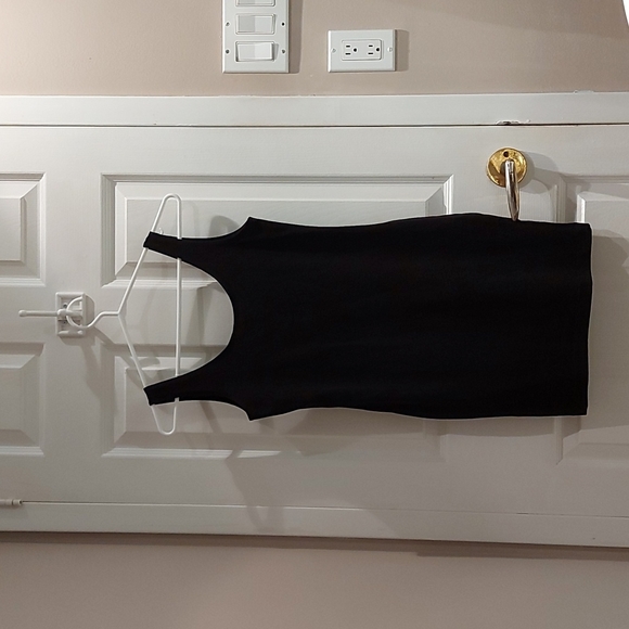 H&M Dresses & Skirts - H&M Divided | Black Sleeveless Dress
